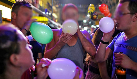 lustgas patroner fastgas helium till ballonger gaskungen lustgas